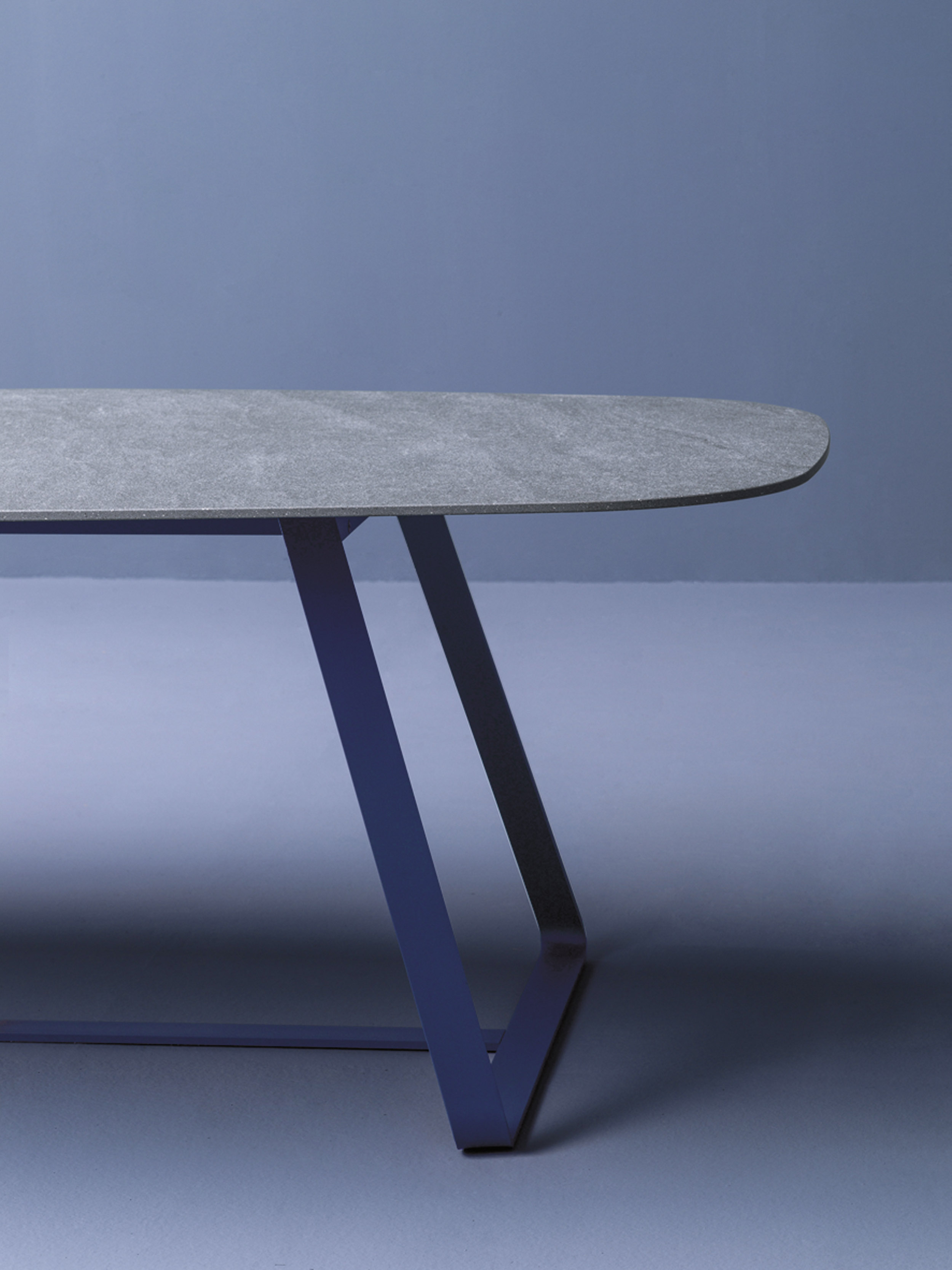 Download jpg image kolonaki fixed table 5769