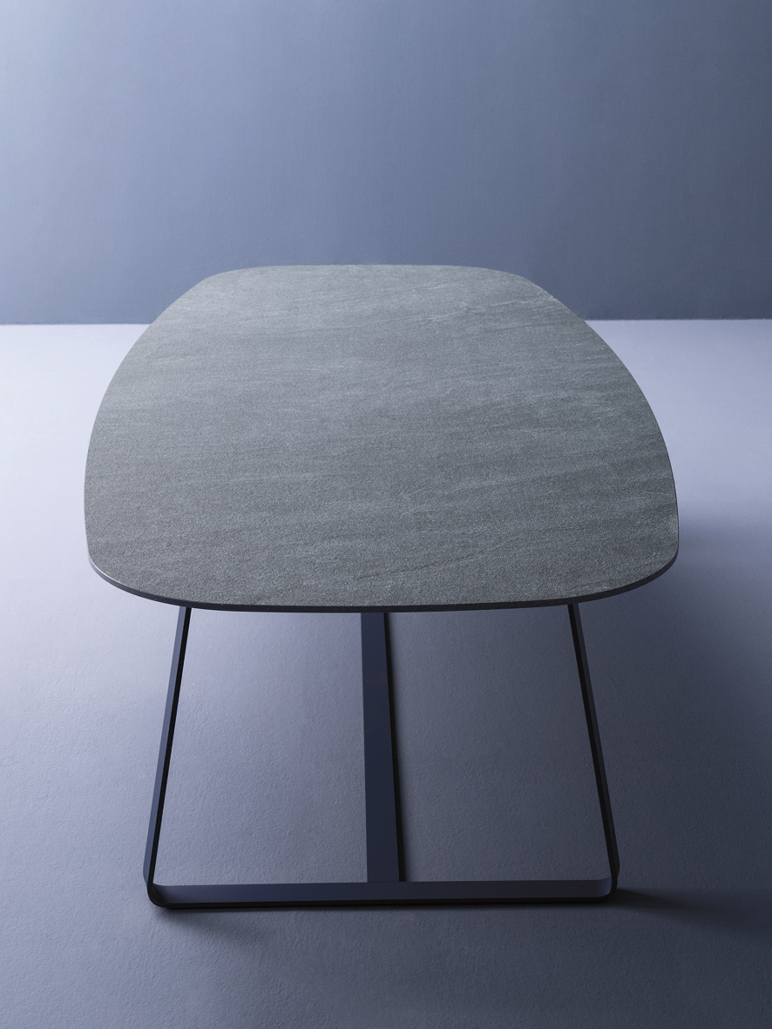 Download jpg image kolonaki fixed table 5779