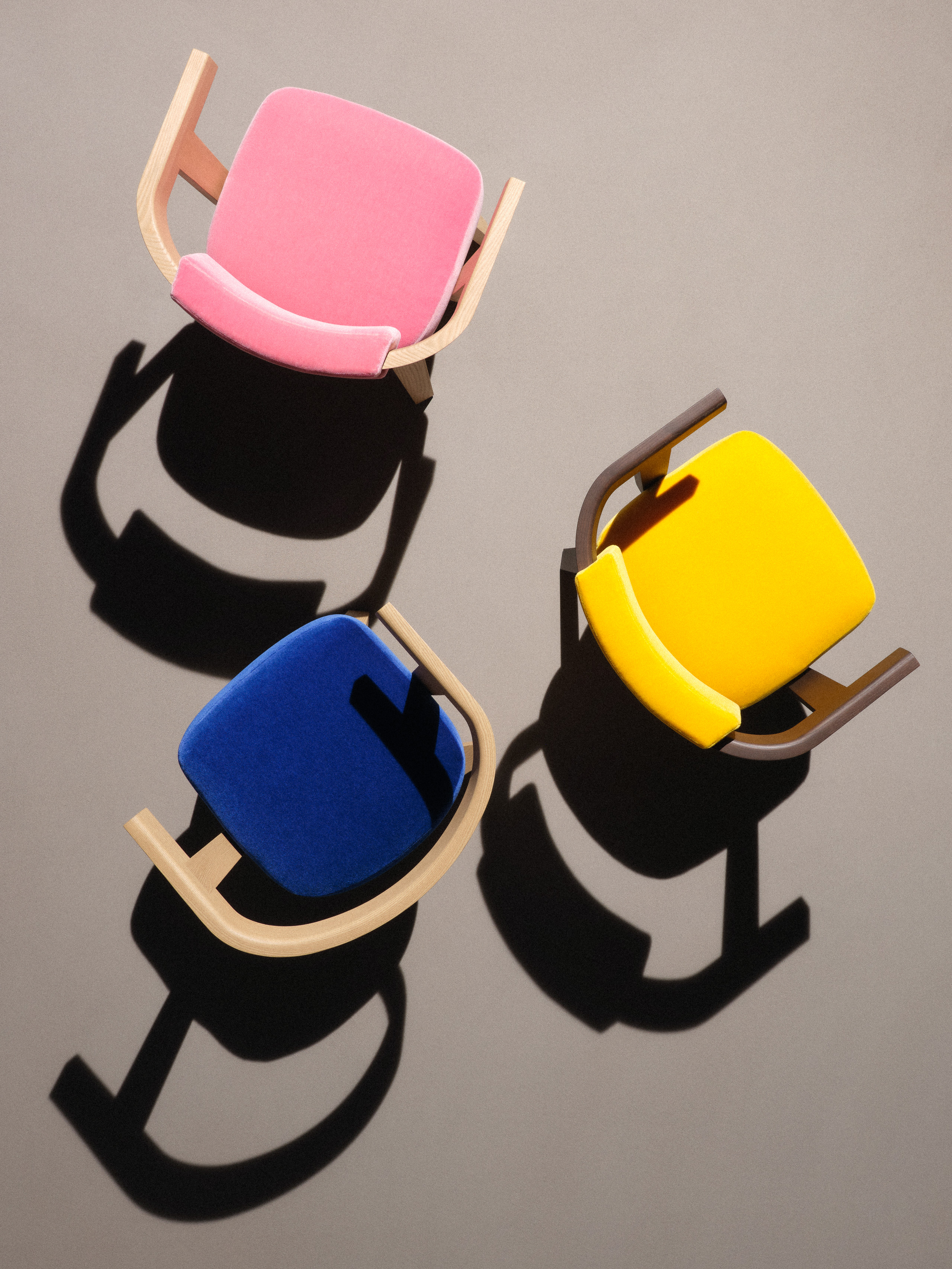 Download jpg img Porta Volta Armchairs 3004