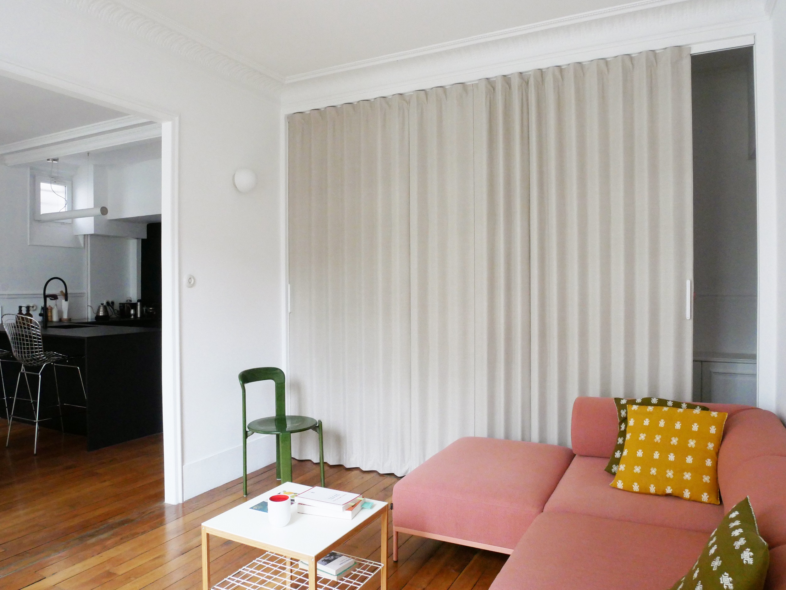 Download jpg img Bilateral Dooor Paris Apartment
