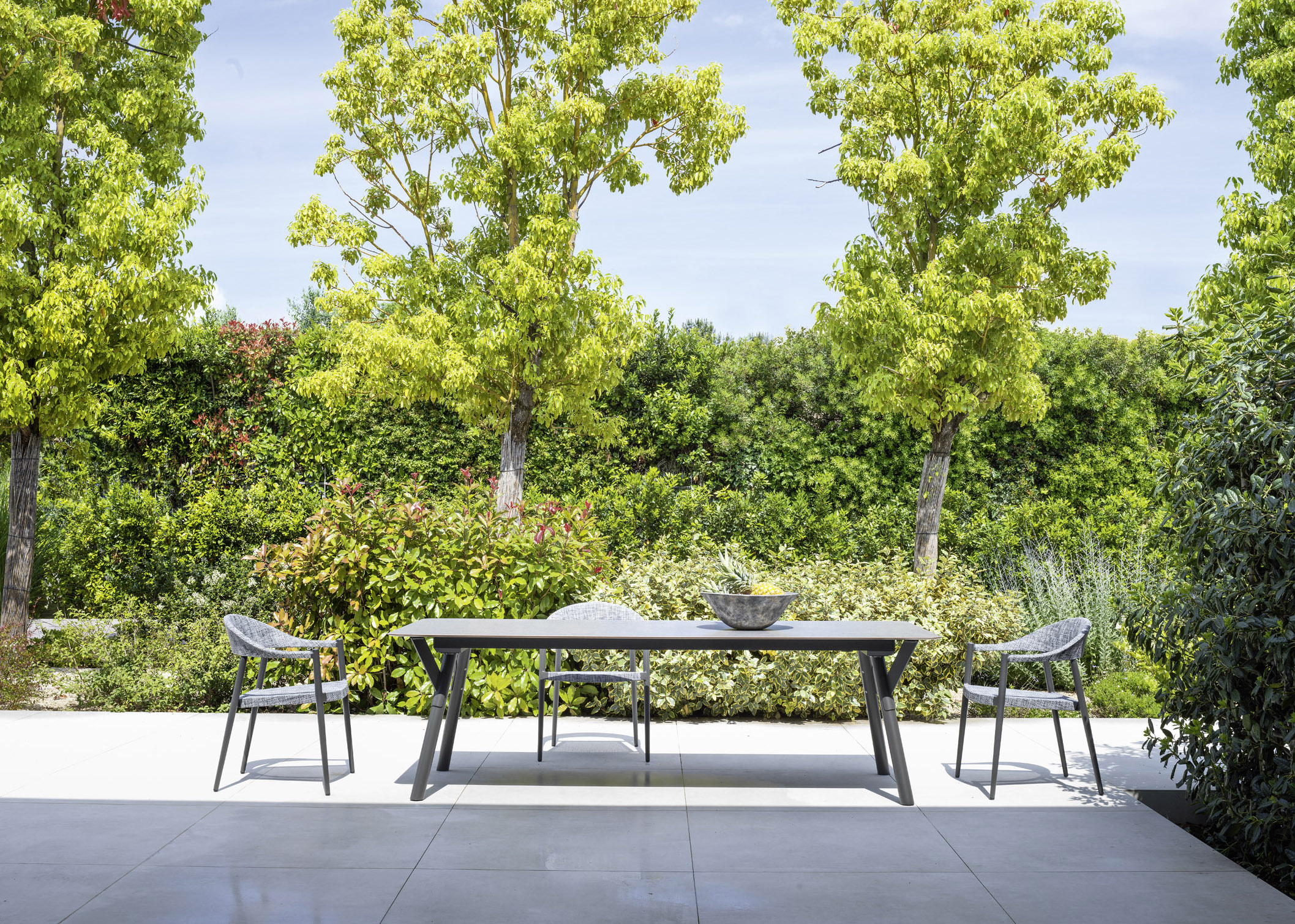 Download jpg img Kolonaki Table 4 