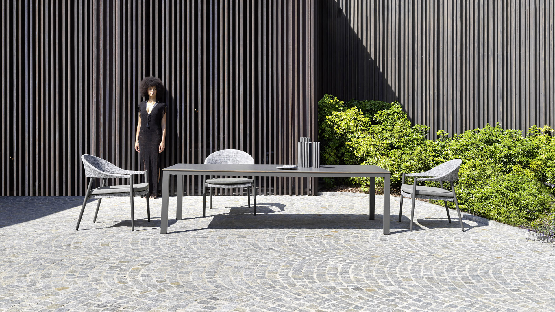Download jpg img Victor Low Table 1 Varaschin