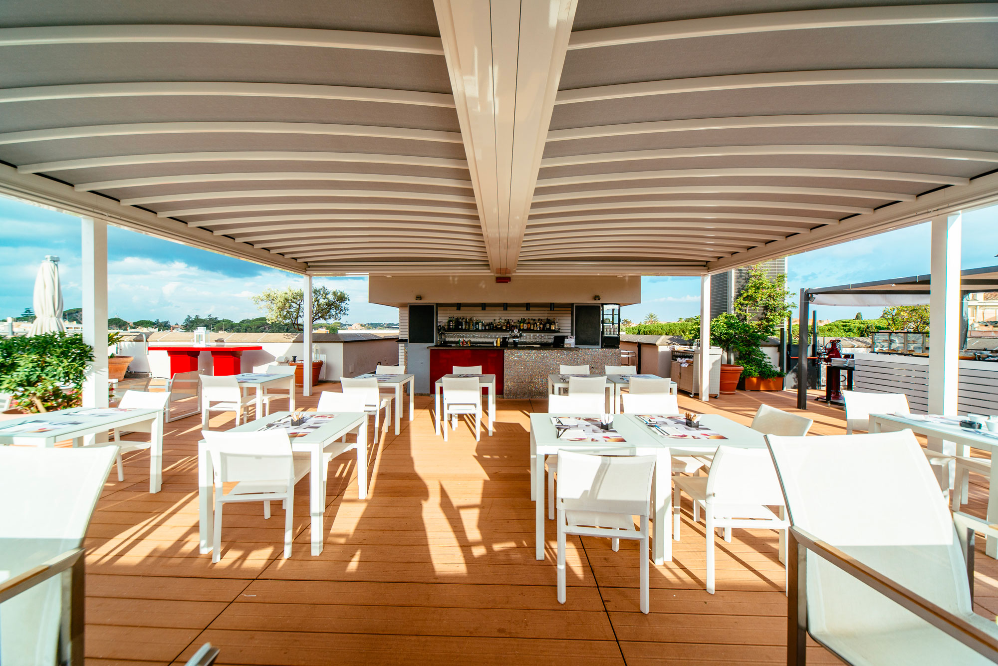 Download jpg img Isola2 Mercure Low