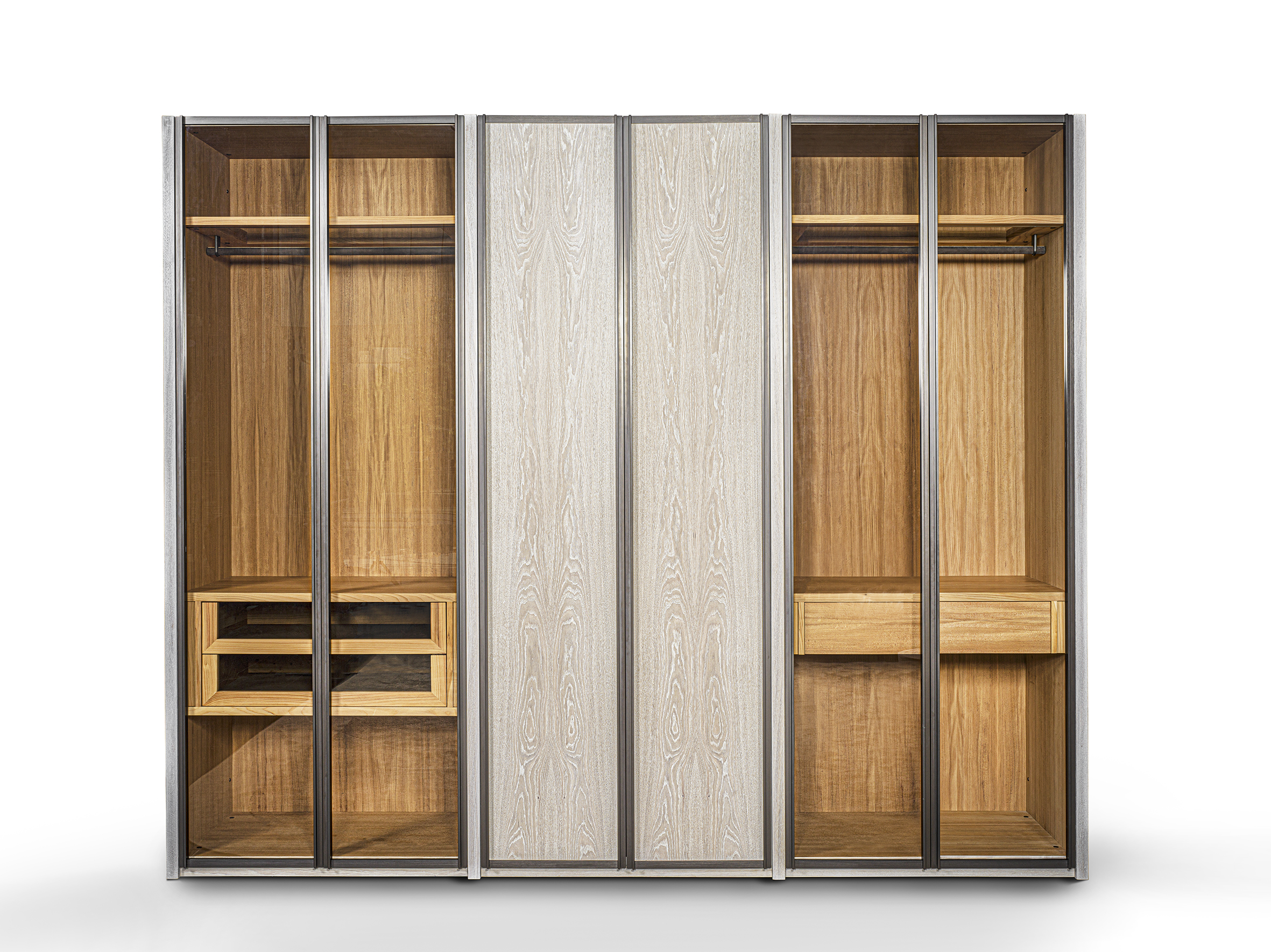 Download jpg img Riga Authentic Design 1 Riva1920