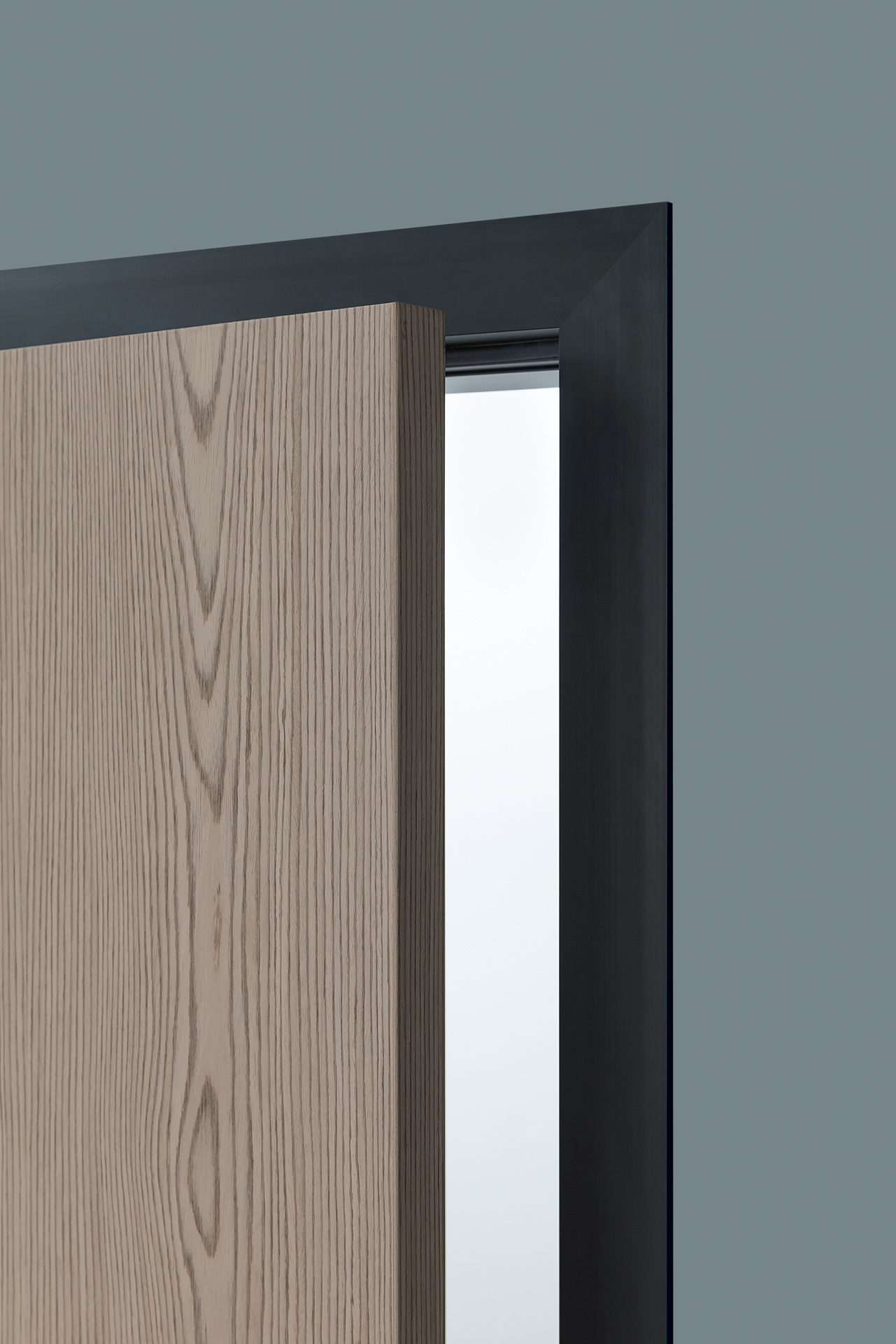 Download jpg img L7 06 Lualdi