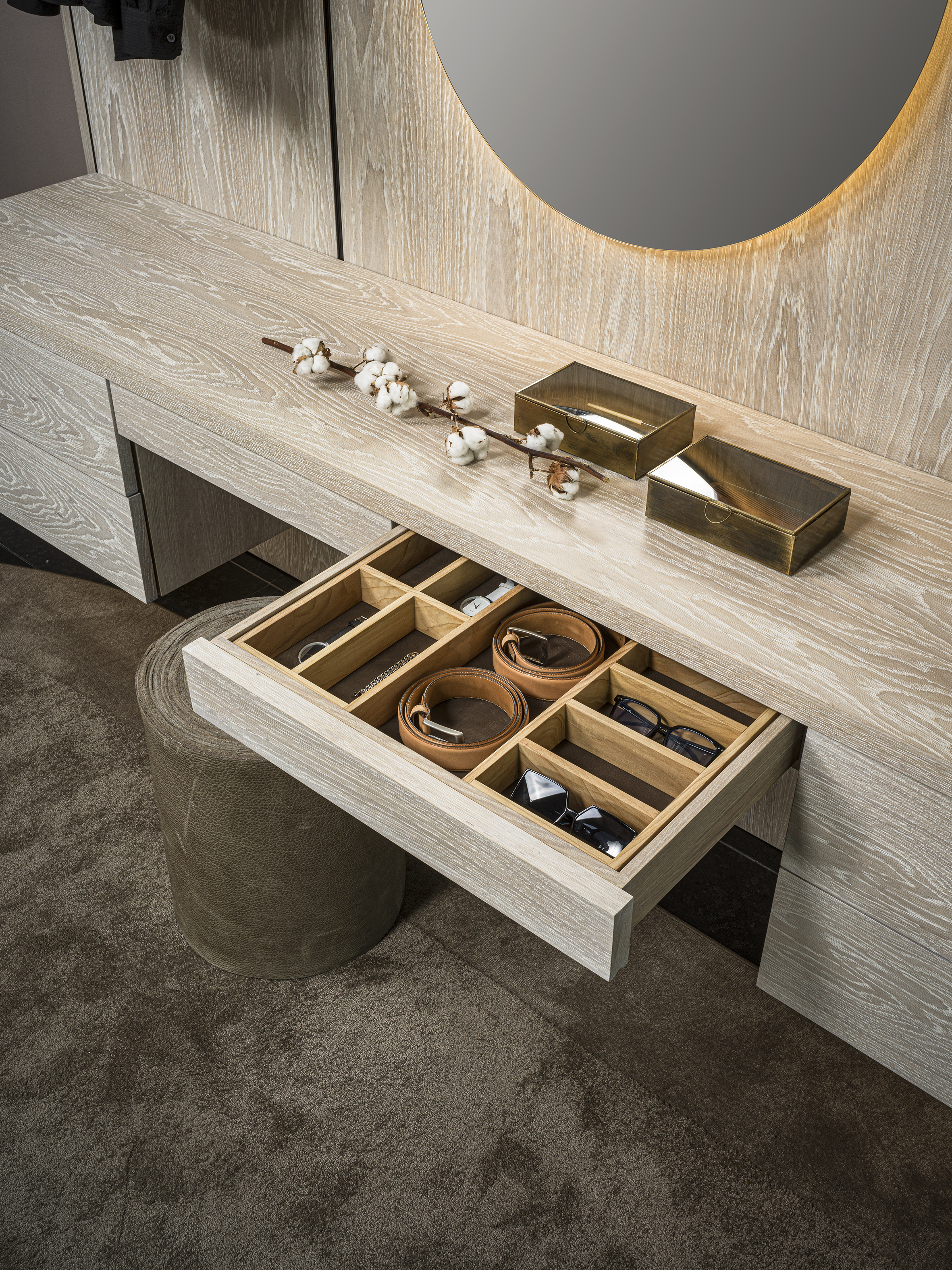 Download jpg img  Modula Night 7 Riva1920