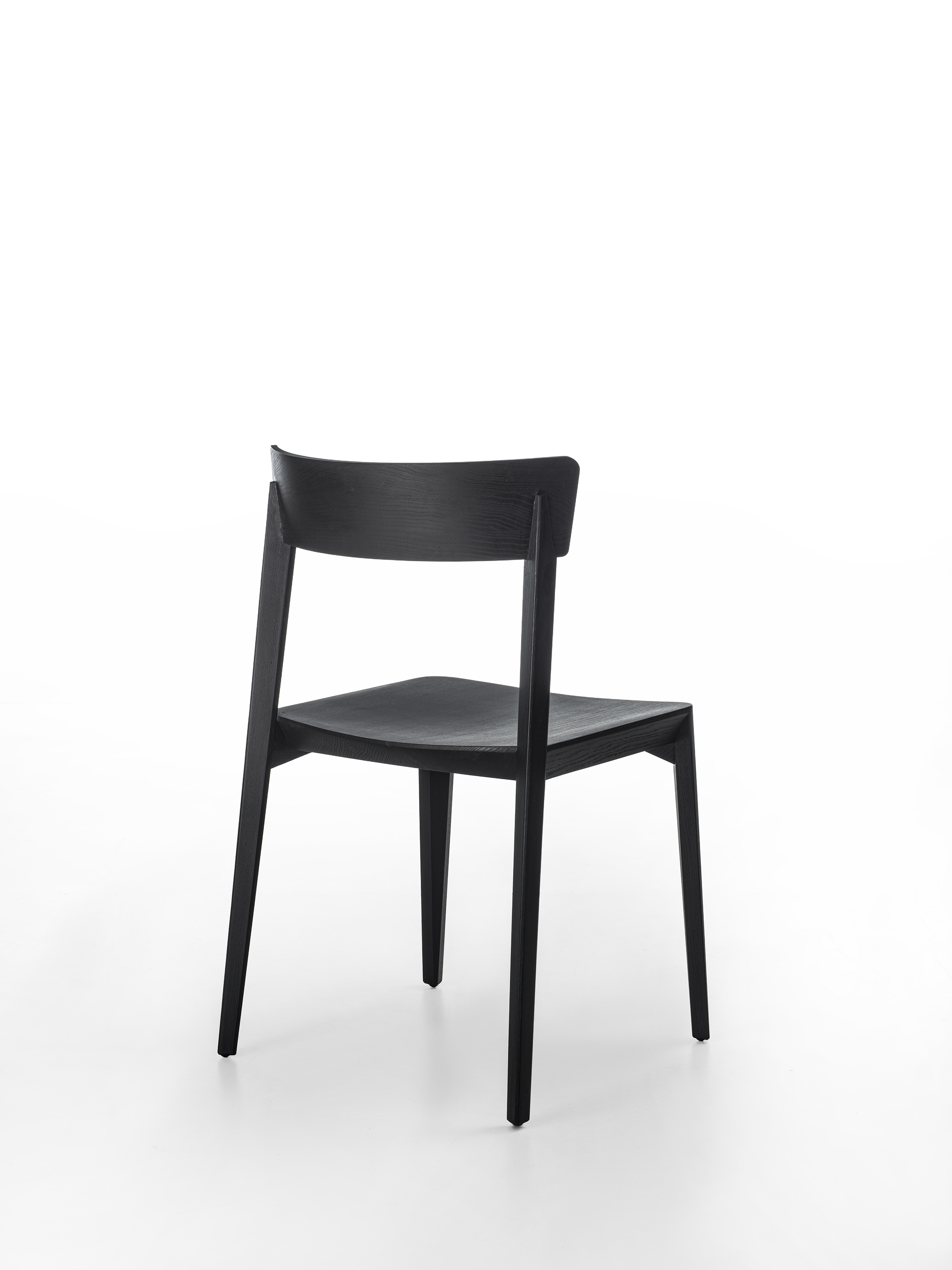 Download jpg img Rewood Mia Riva1920