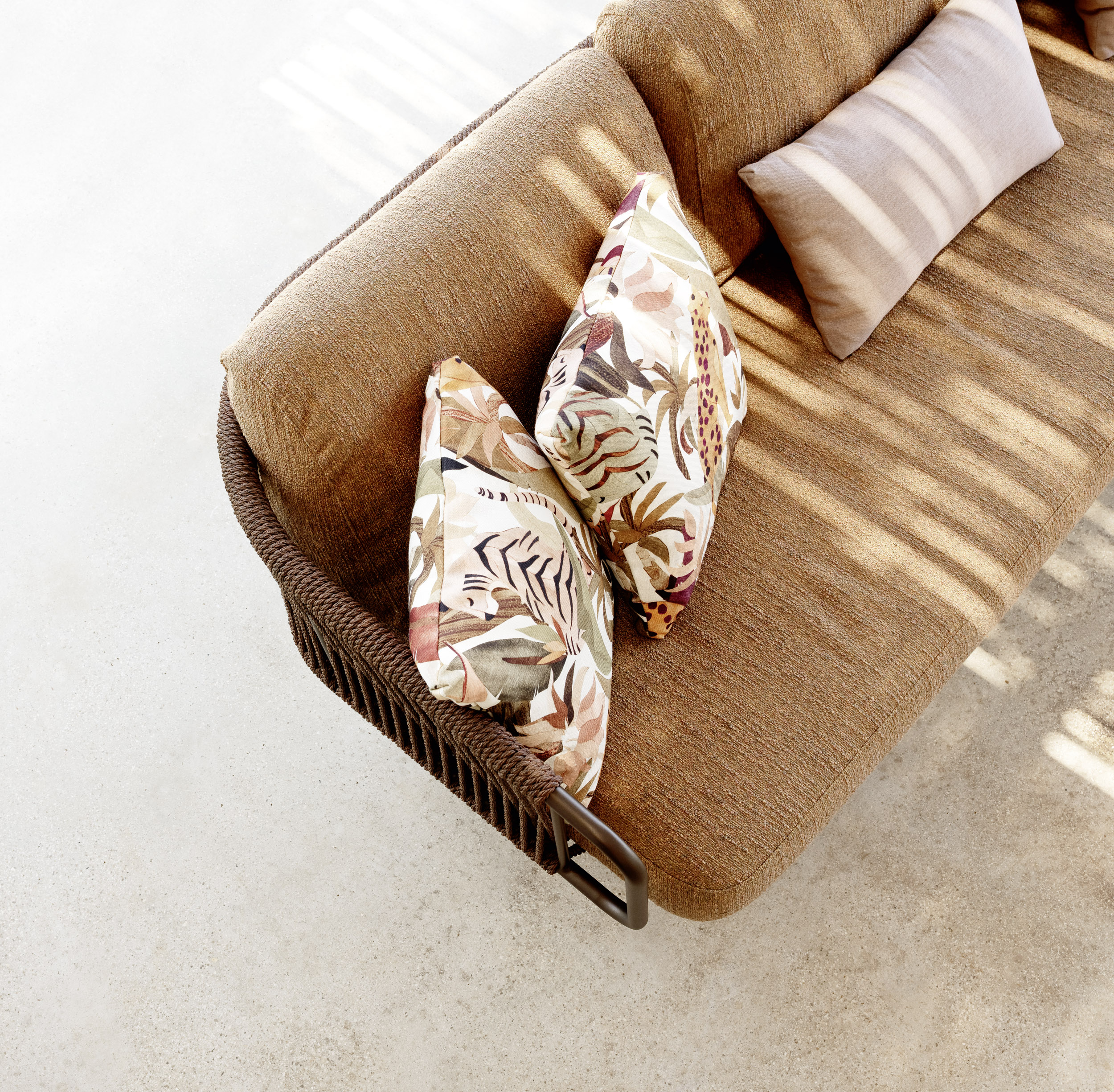 Download jpg img Babylon Sofa 04 Varaschin