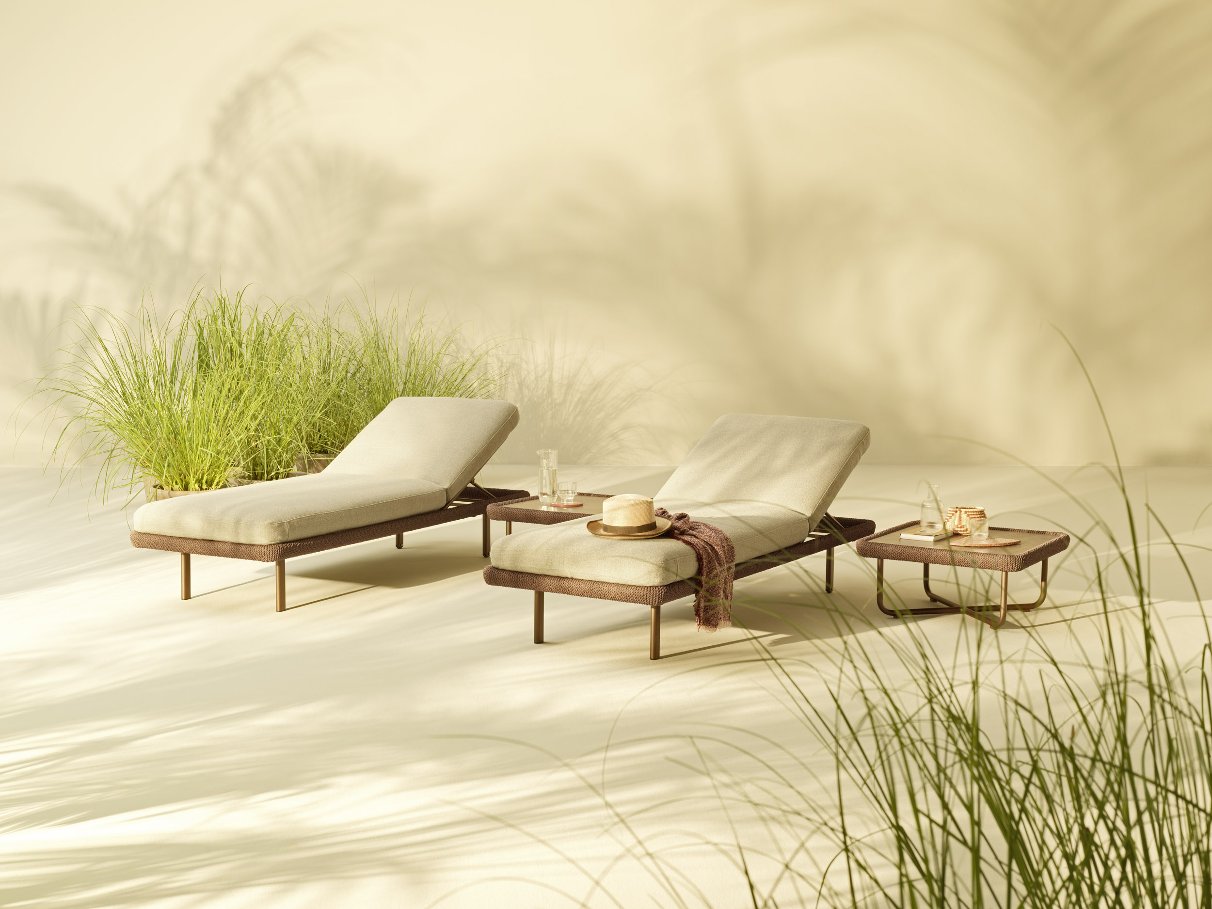 Download jpg img Babylon Sunbed 01 Varaschin