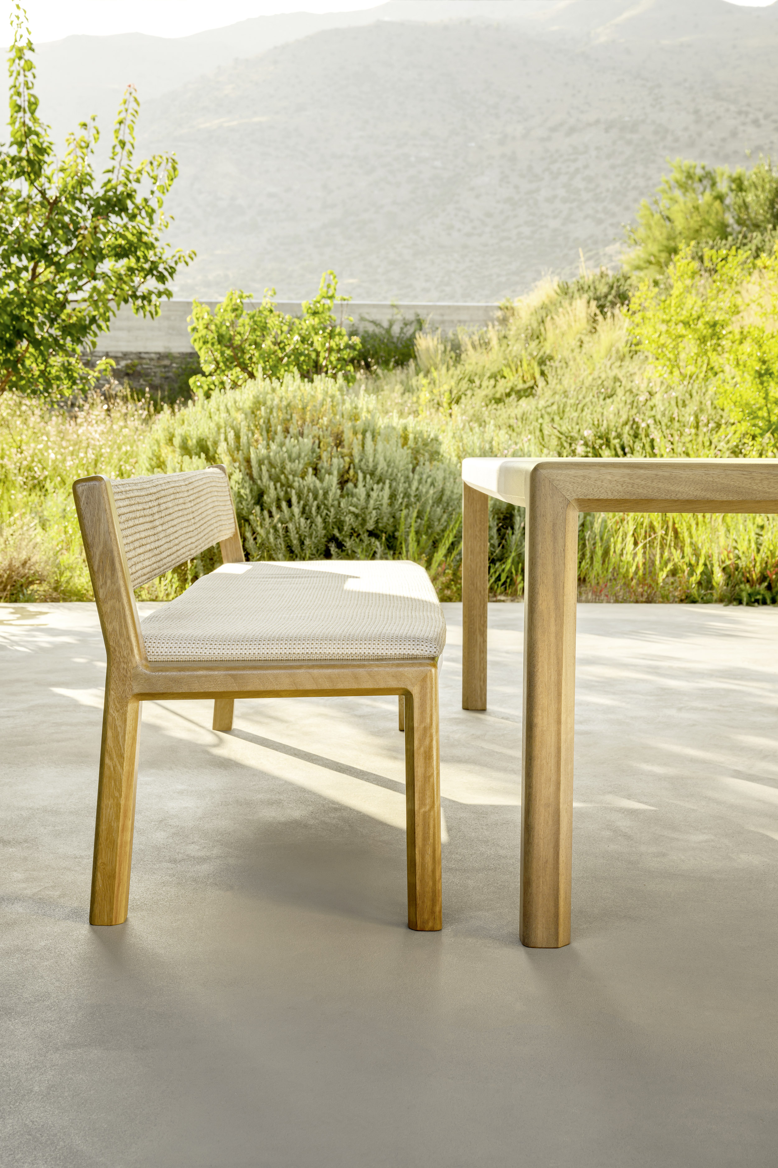 Download jpg img Gianna Bench 02 Varaschin