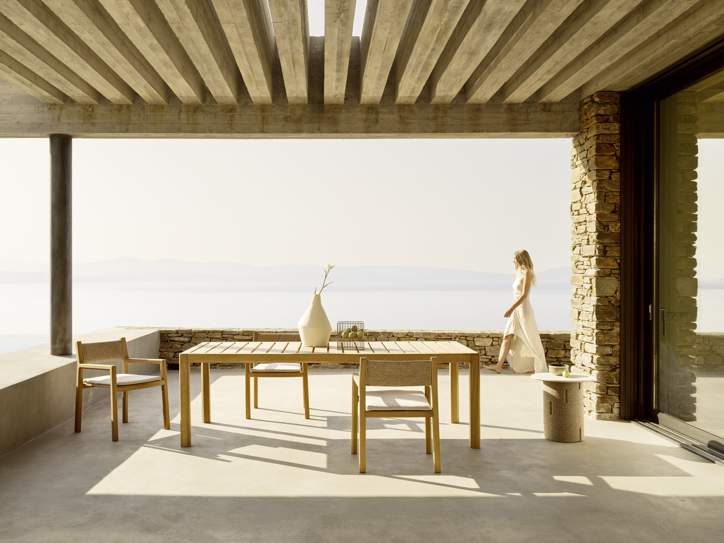Download jpg img Iroko 01 Varaschin Gianna Table