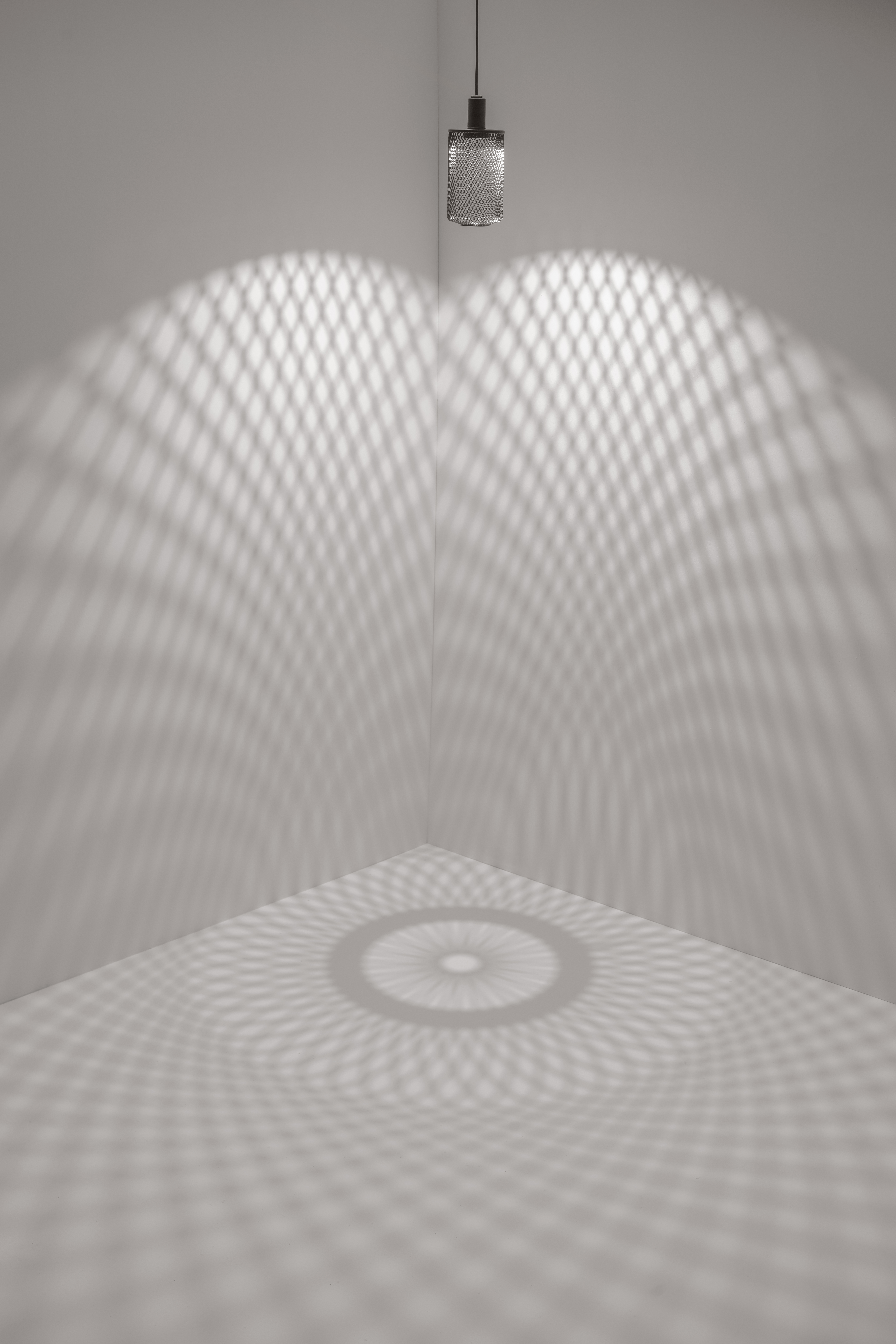 Download 3D Texture Astral Trellis Pendant 04 Platek