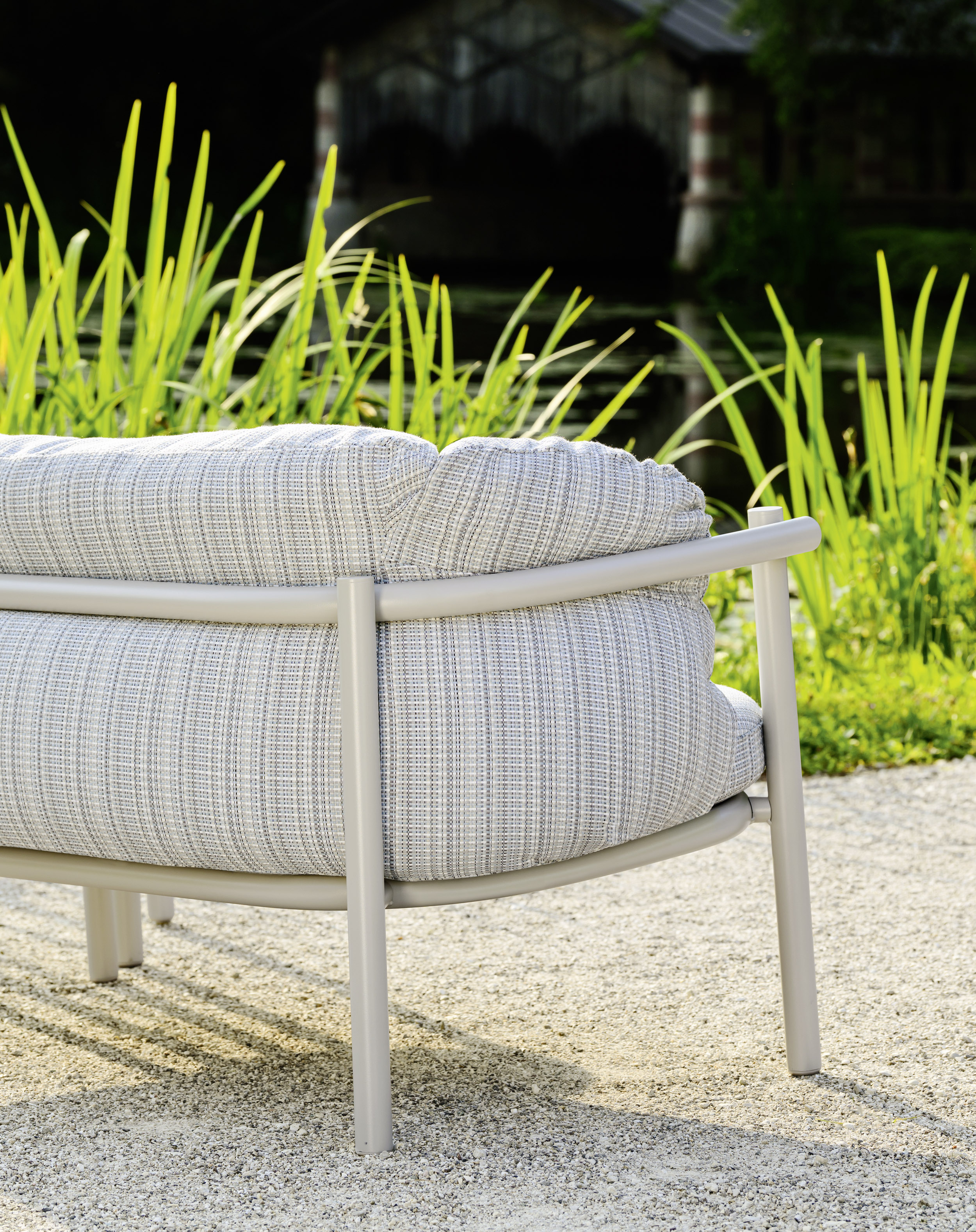 Download jpg img Allegra Sofa 06 Varaschin