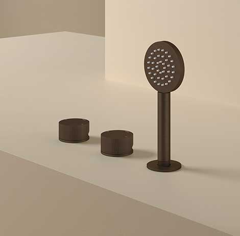 Download dwg CAD model GY075R Bathroom set with 2 mixer taps and a hand shower 