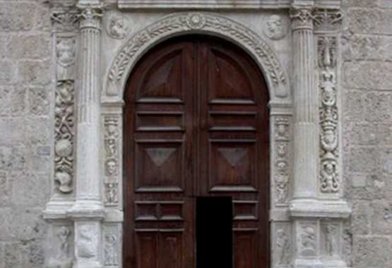 Restauro Conservativo del Portale della Chiesa di Santa Maria delle Grazie ad Anversa degli Abruzzi (AQ)