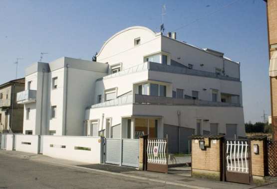 Via Rambaldi 8