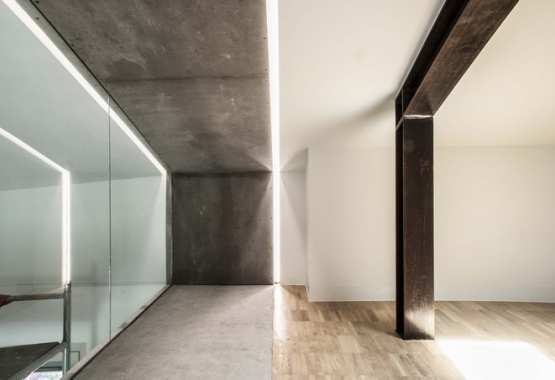 ROCK HOUSE