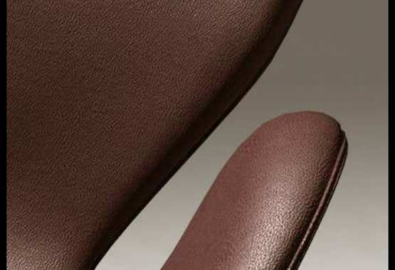 leather chair 