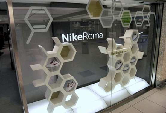 Progetto Vetrina ed Espositori Nike Exclusive 
