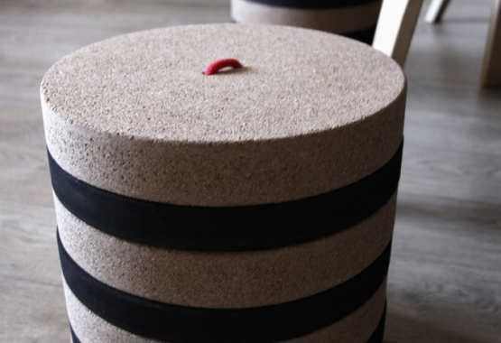 TORONTO, cork stool for playing. Design by IN-TENTA, produced by MADE DESIGN.