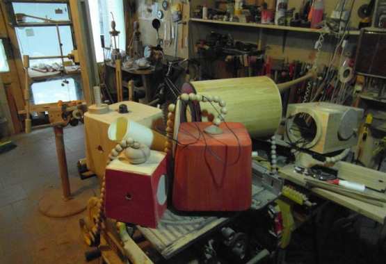 Ecolampade in legno e pergamena