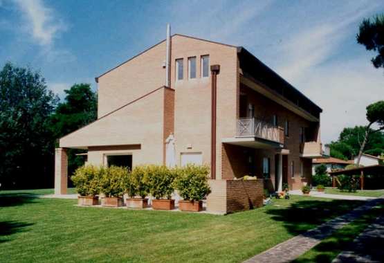 Villa a Ronchi - Marina di Massa