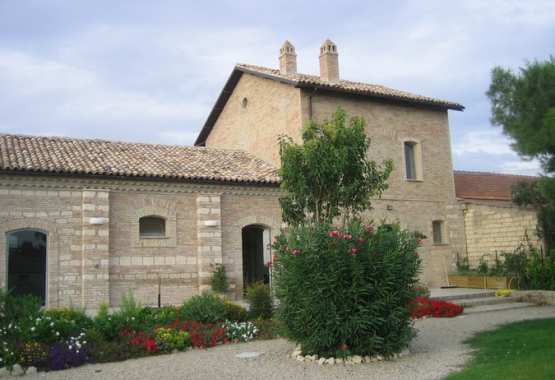 RIQUALIFICAZIONE VECCHIO CASALE