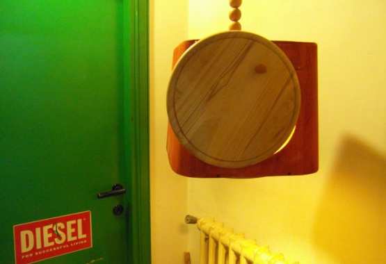 Ecolampade in legno e pergamena
