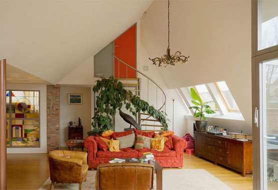 Verbouwing worstenfabriek tot een woning