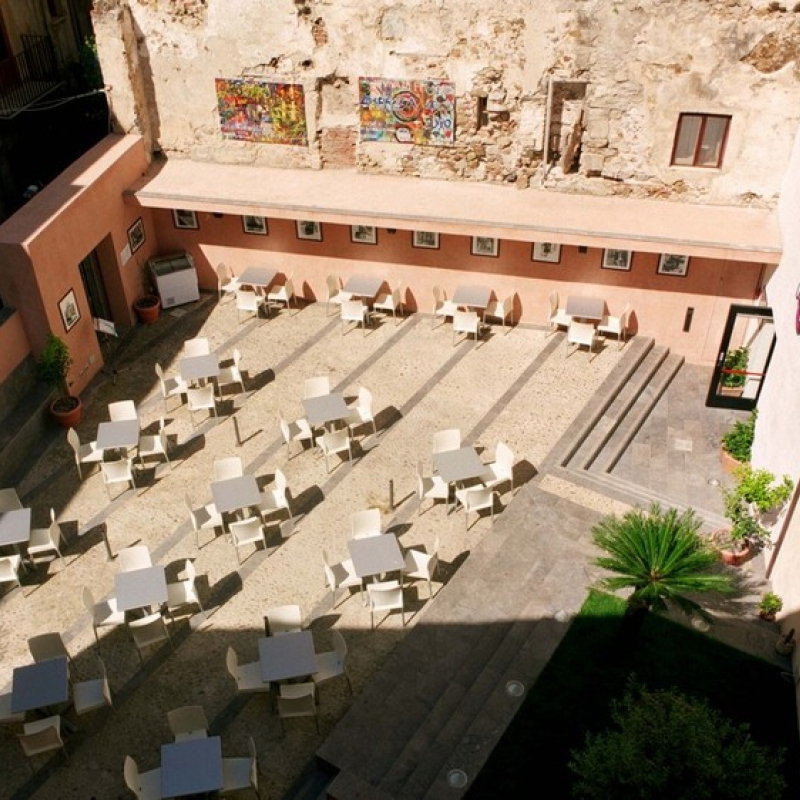 Caffè Letterario "La Galleria" a Cefalù