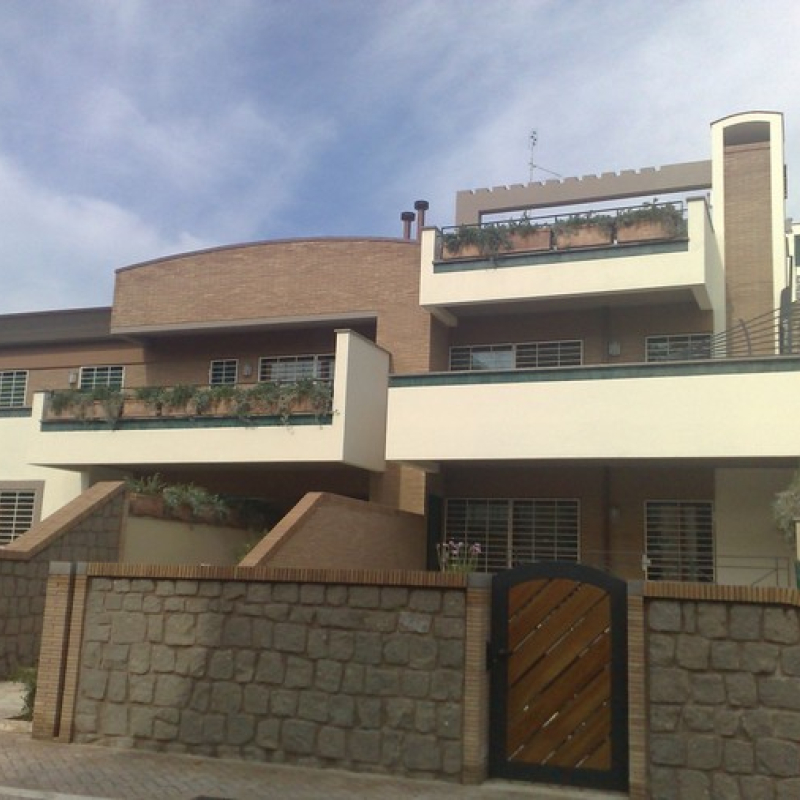 Villino plurifamiliare