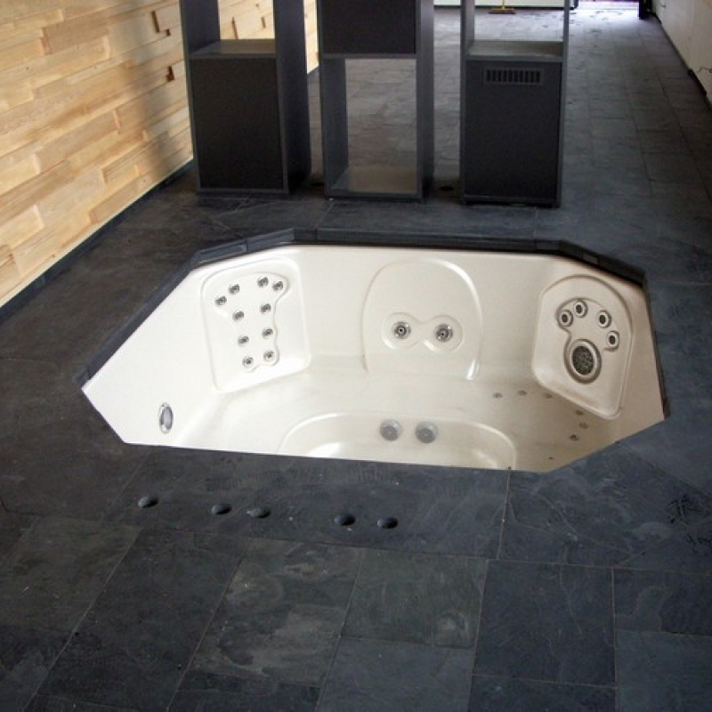 Pavimento in pietra Sala wellness